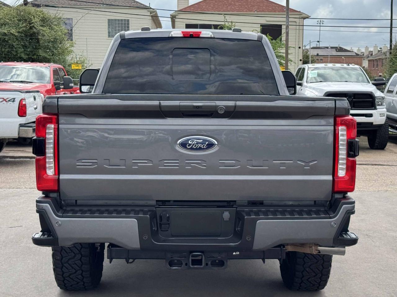 Ford Super Duty F-350 SRW  2023