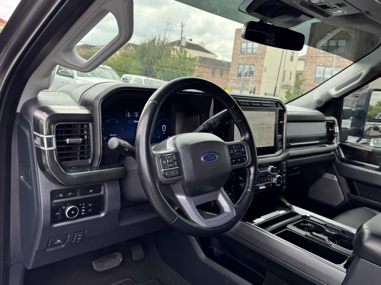 Ford Super Duty F-350 SRW  2023