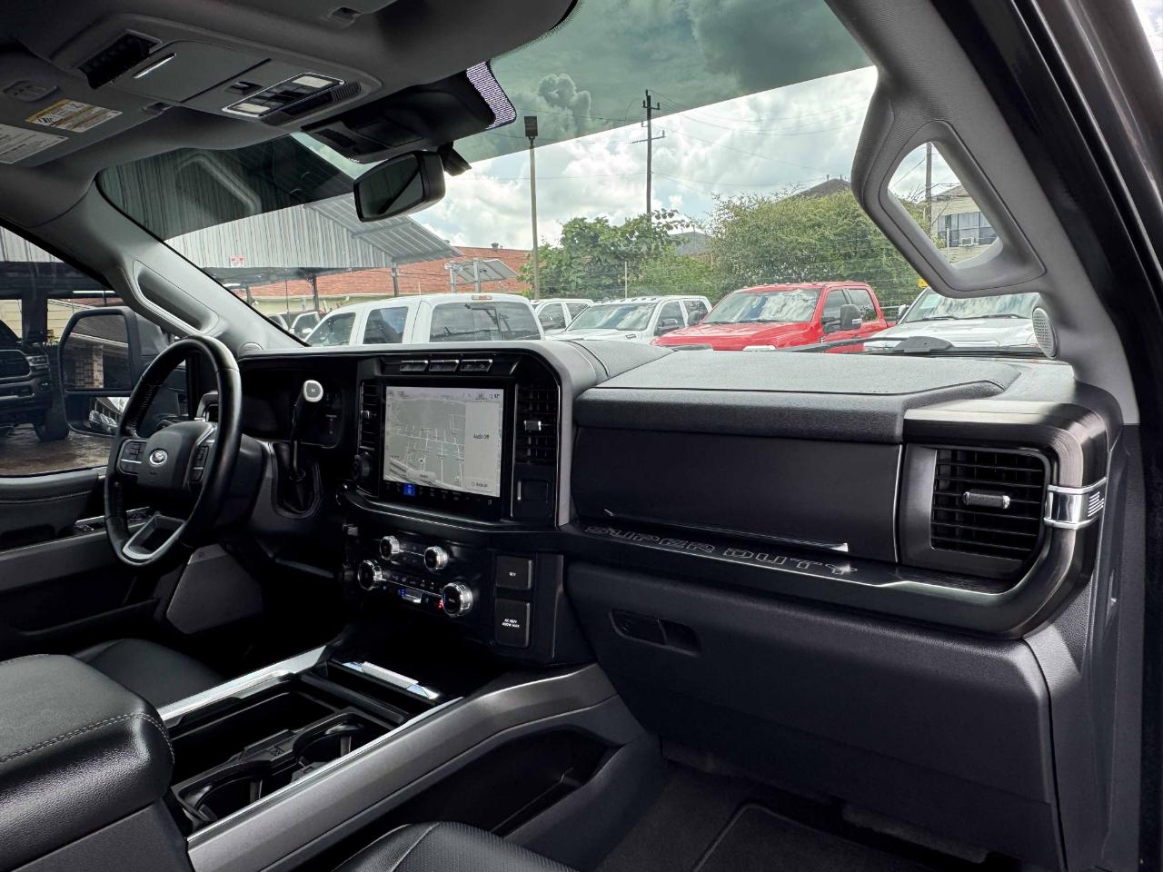Ford Super Duty F-350 SRW  2023
