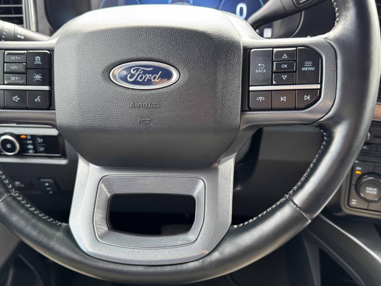 Ford Super Duty F-350 SRW  2023