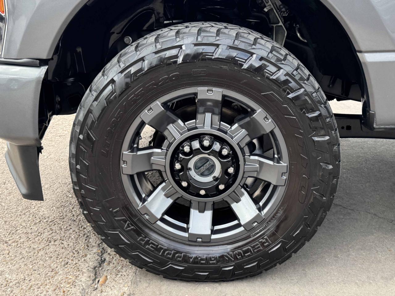 Ford Super Duty F-350 SRW  2023