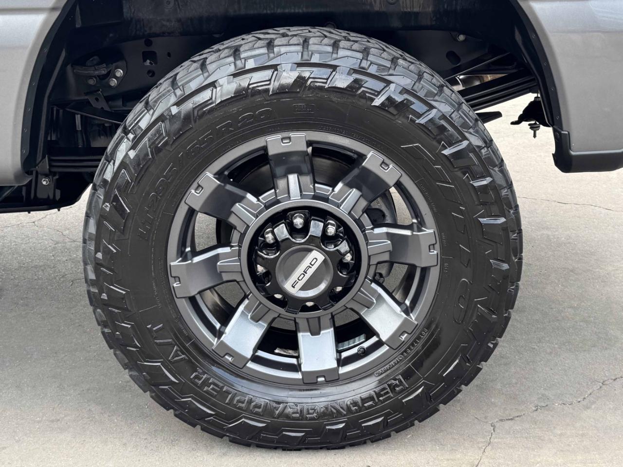 Ford Super Duty F-350 SRW  2023