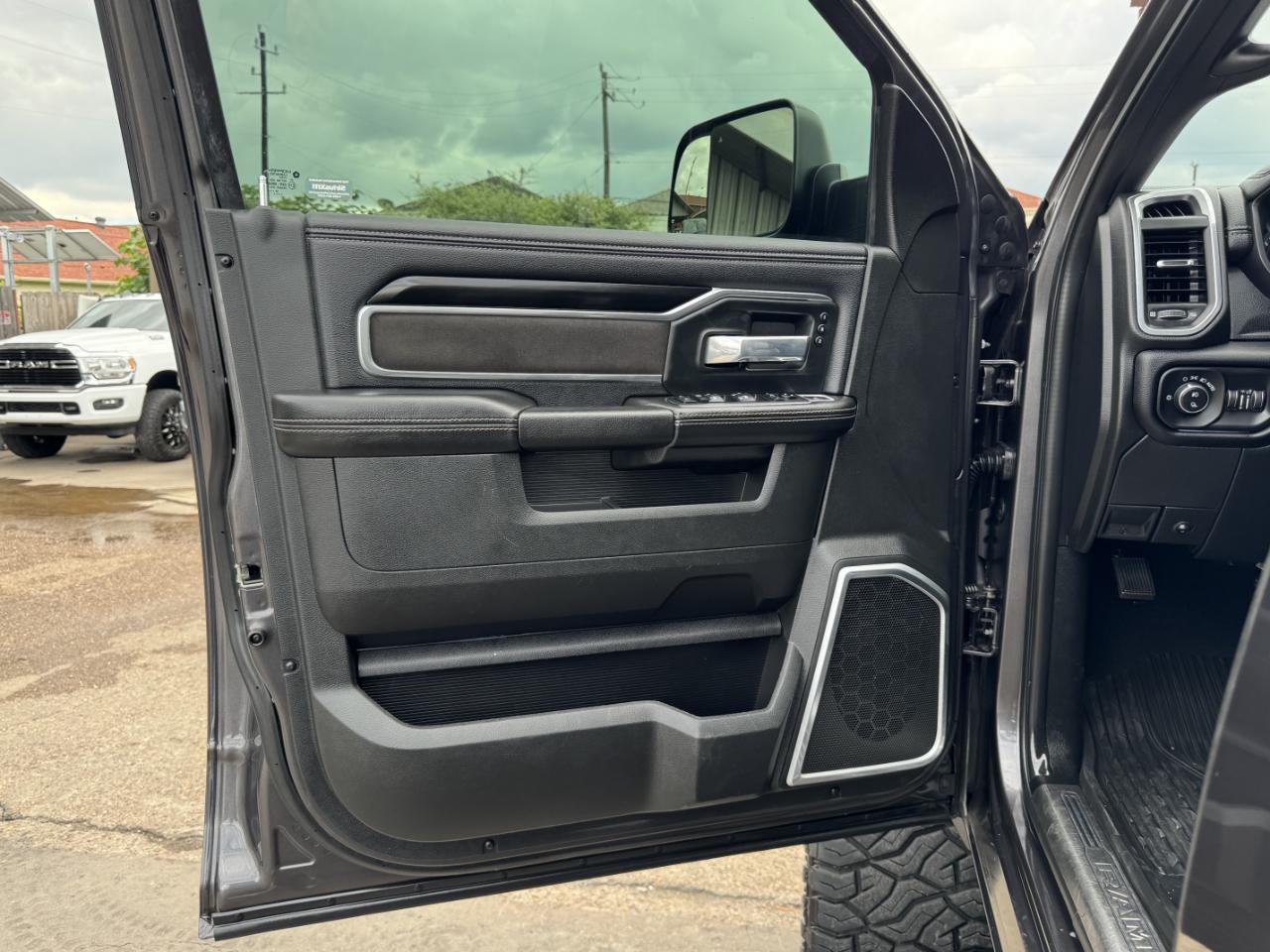 RAM 2500 Laramie Crew Cab 4WD 2020