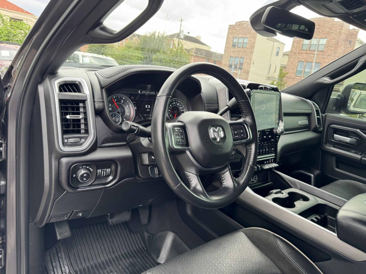 RAM 2500 Laramie Crew Cab 4WD 2020