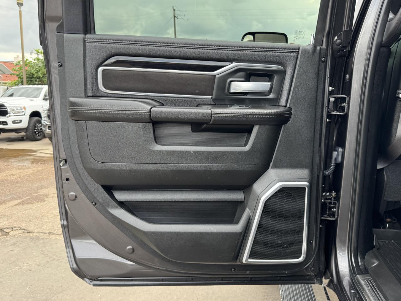 RAM 2500 Laramie Crew Cab 4WD 2020