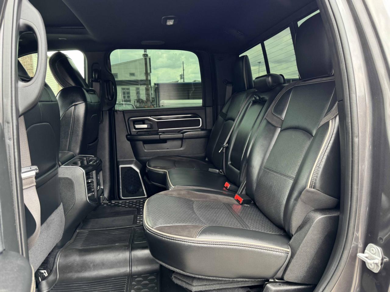 RAM 2500 Laramie Crew Cab 4WD 2020