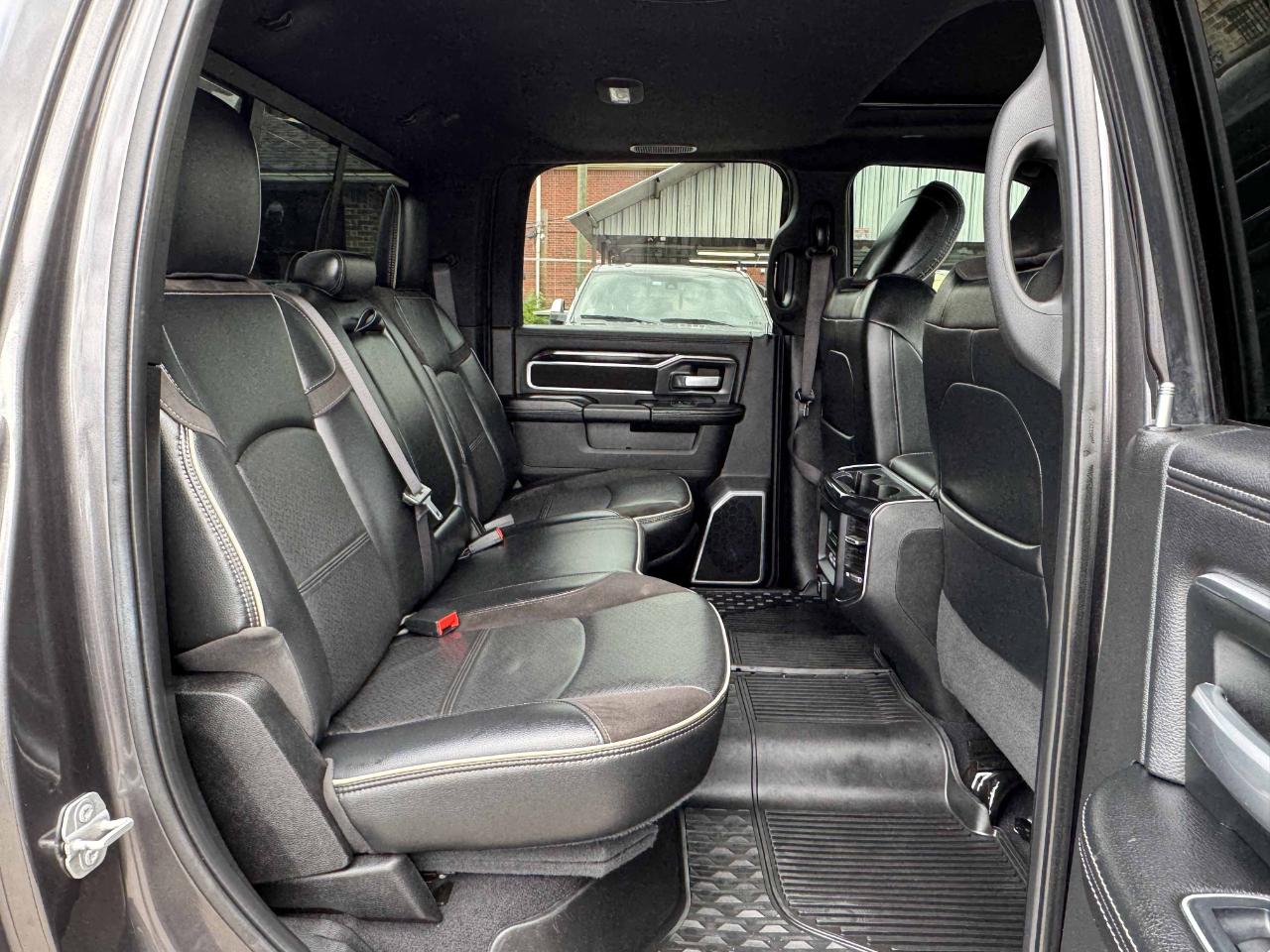 RAM 2500 Laramie Crew Cab 4WD 2020