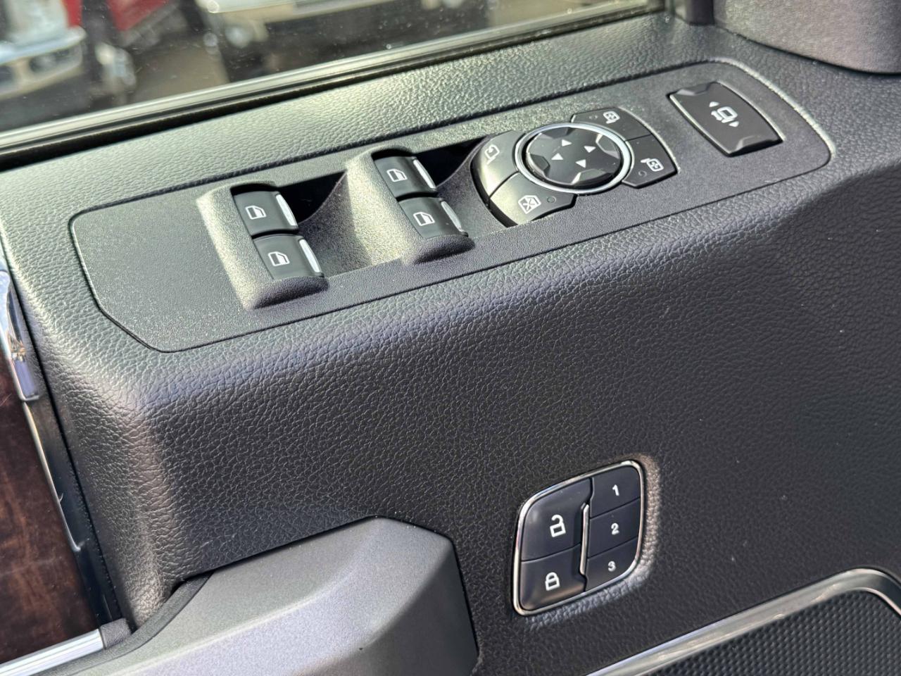 Ford Super Duty F-250 SRW  2017