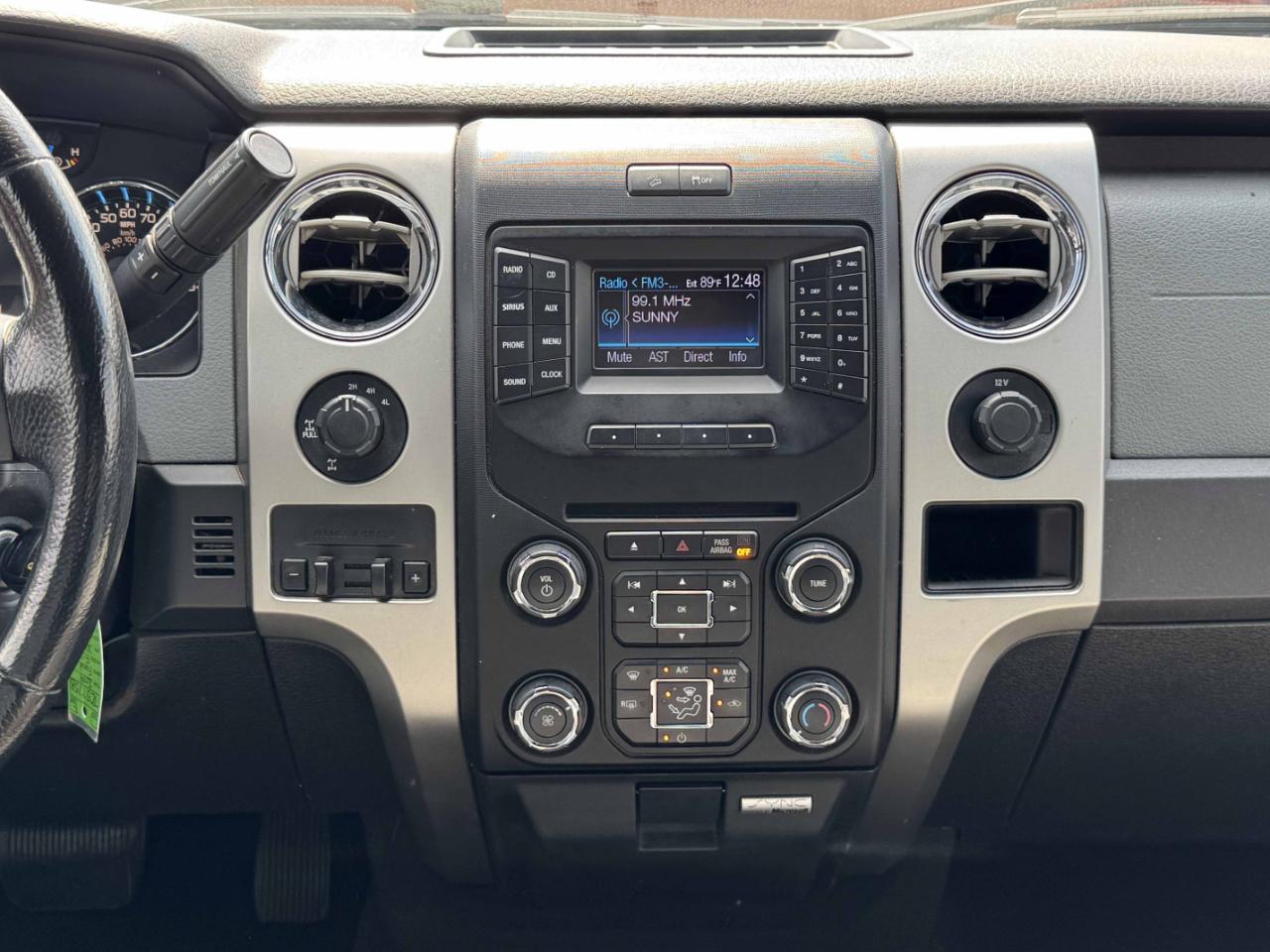 Ford F-150 XLT SuperCrew 4WD 2014
