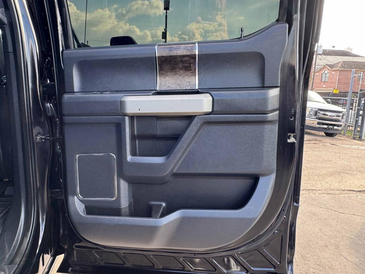 Ford Super Duty F-250 SRW  2022