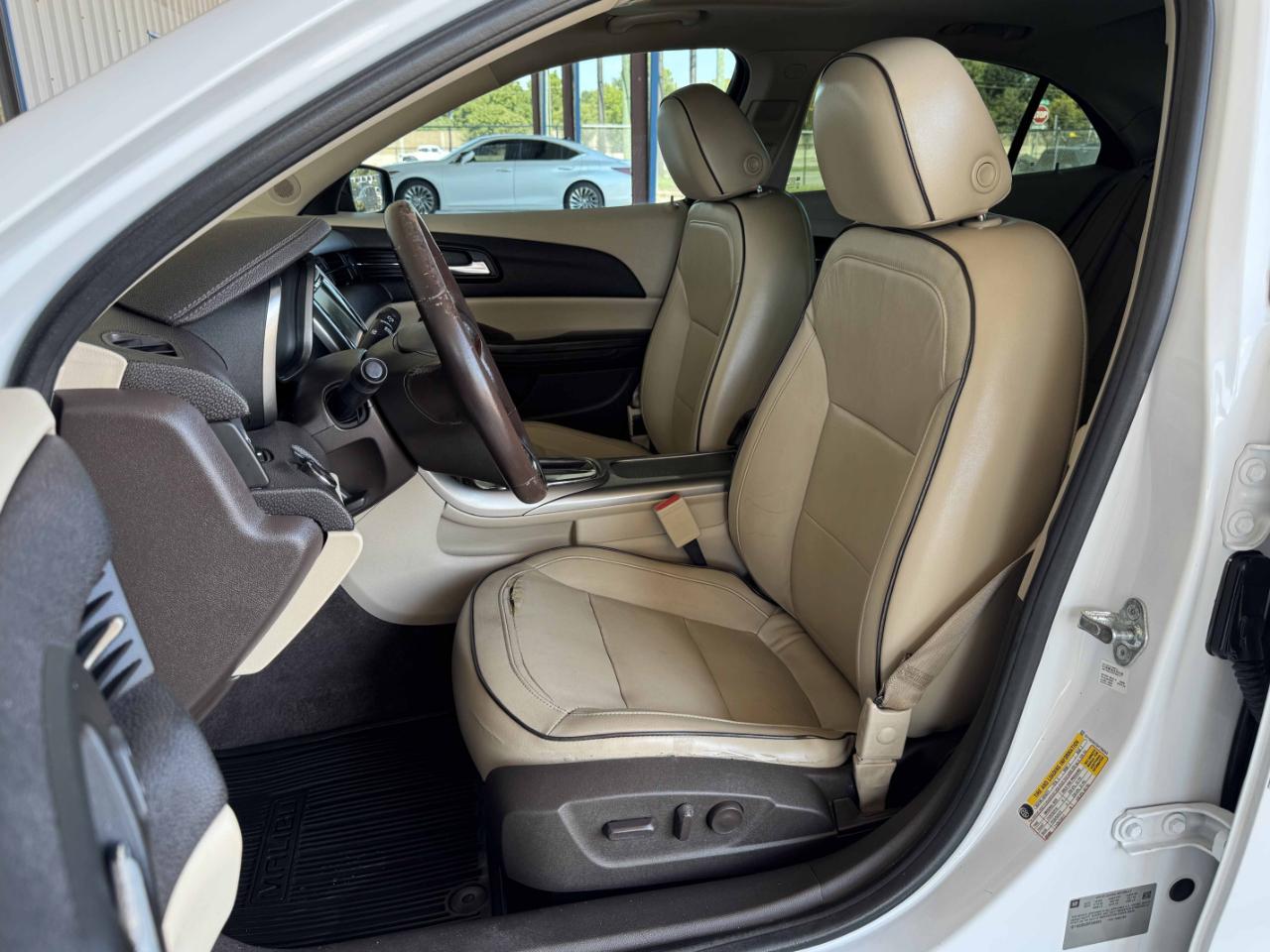 Chevrolet Malibu  2013