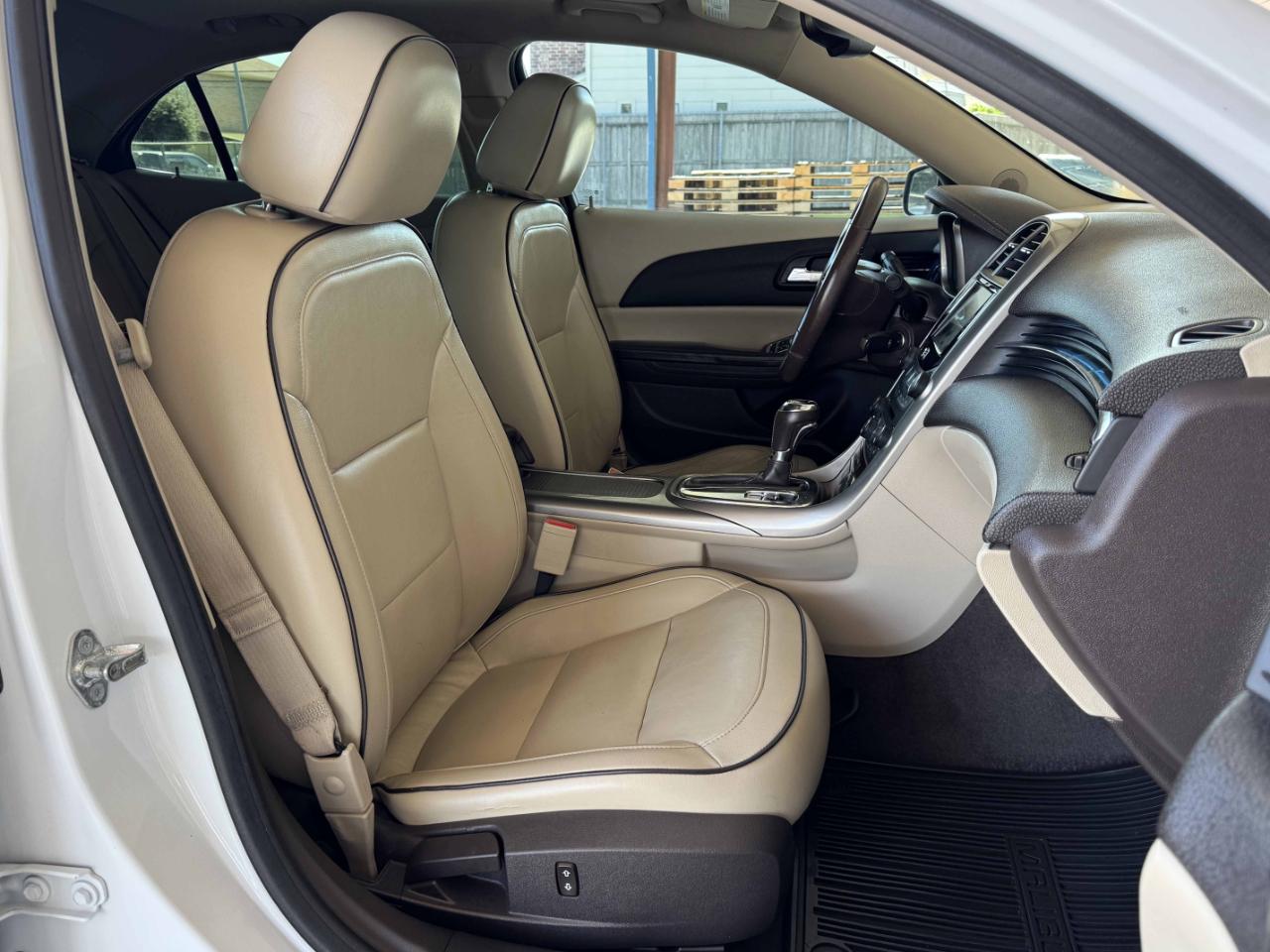 Chevrolet Malibu  2013