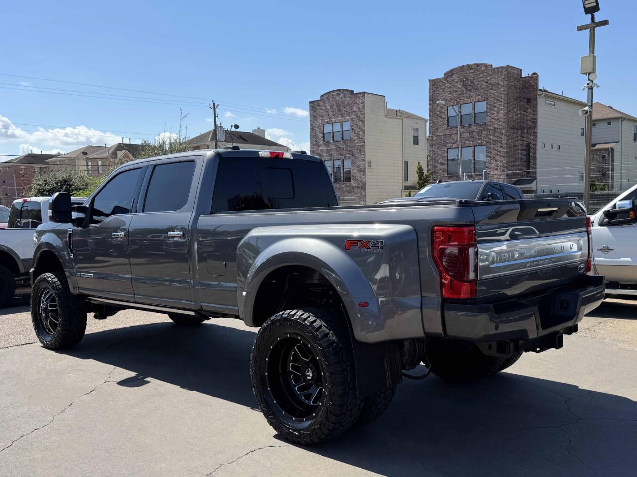 Ford Super Duty F-350 DRW  2022