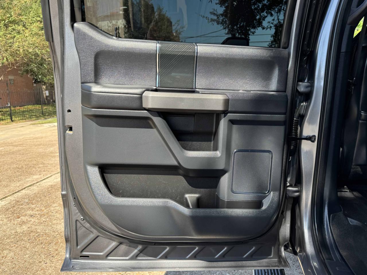 Ford Super Duty F-350 DRW  2022