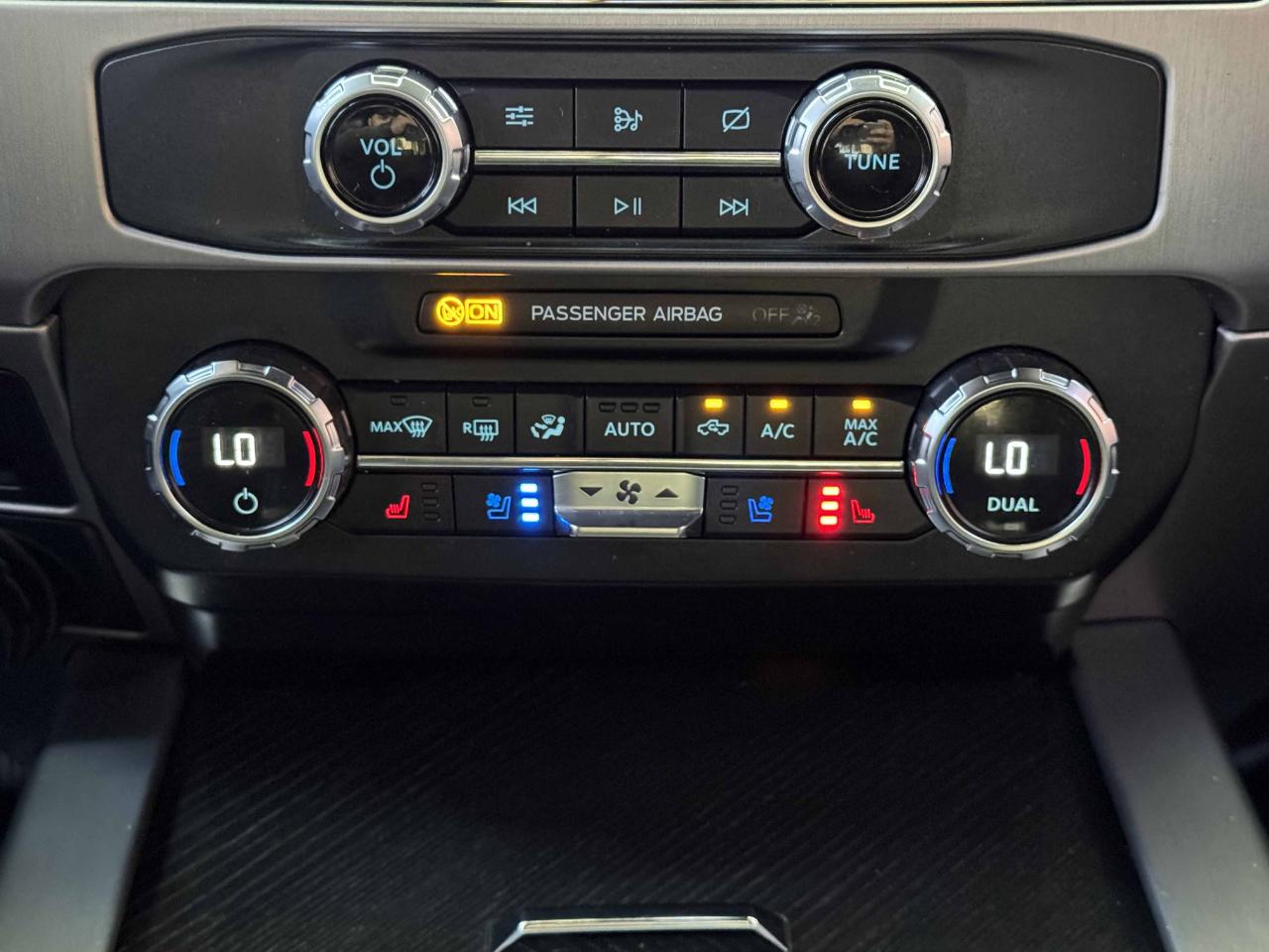 Ford Super Duty F-350 DRW  2022