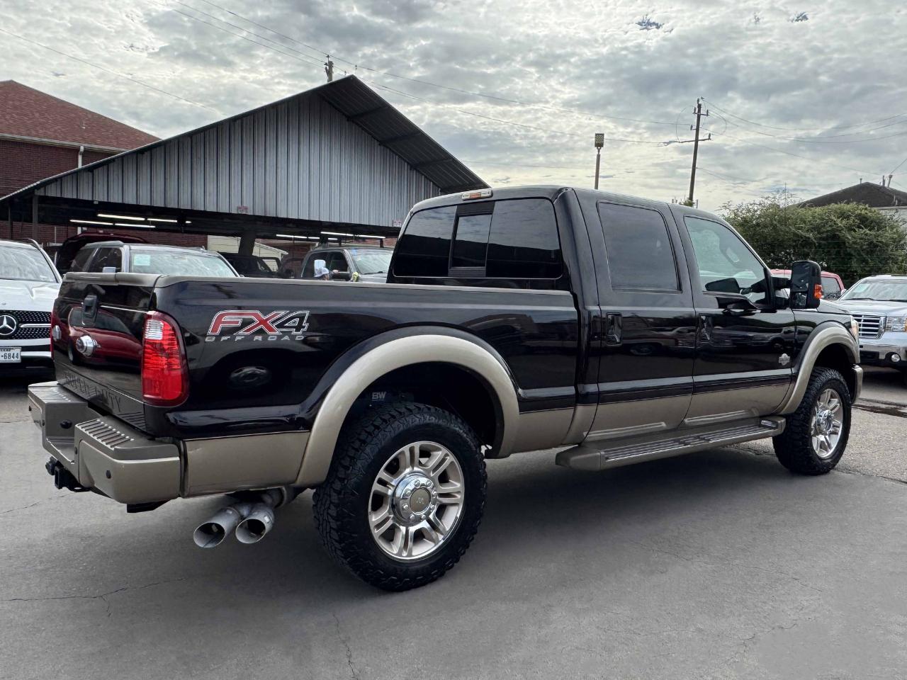 Ford Super Duty F-250 SRW  2013