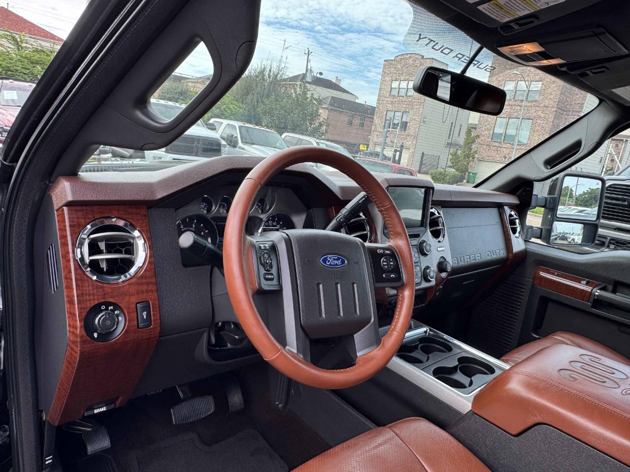 Ford Super Duty F-250 SRW  2013