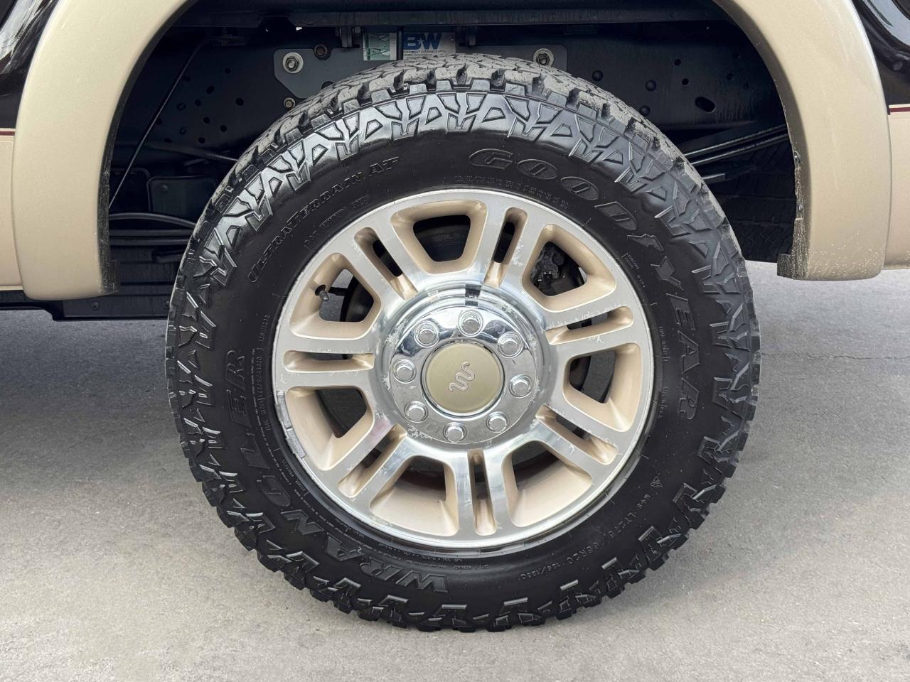 Ford Super Duty F-250 SRW  2013