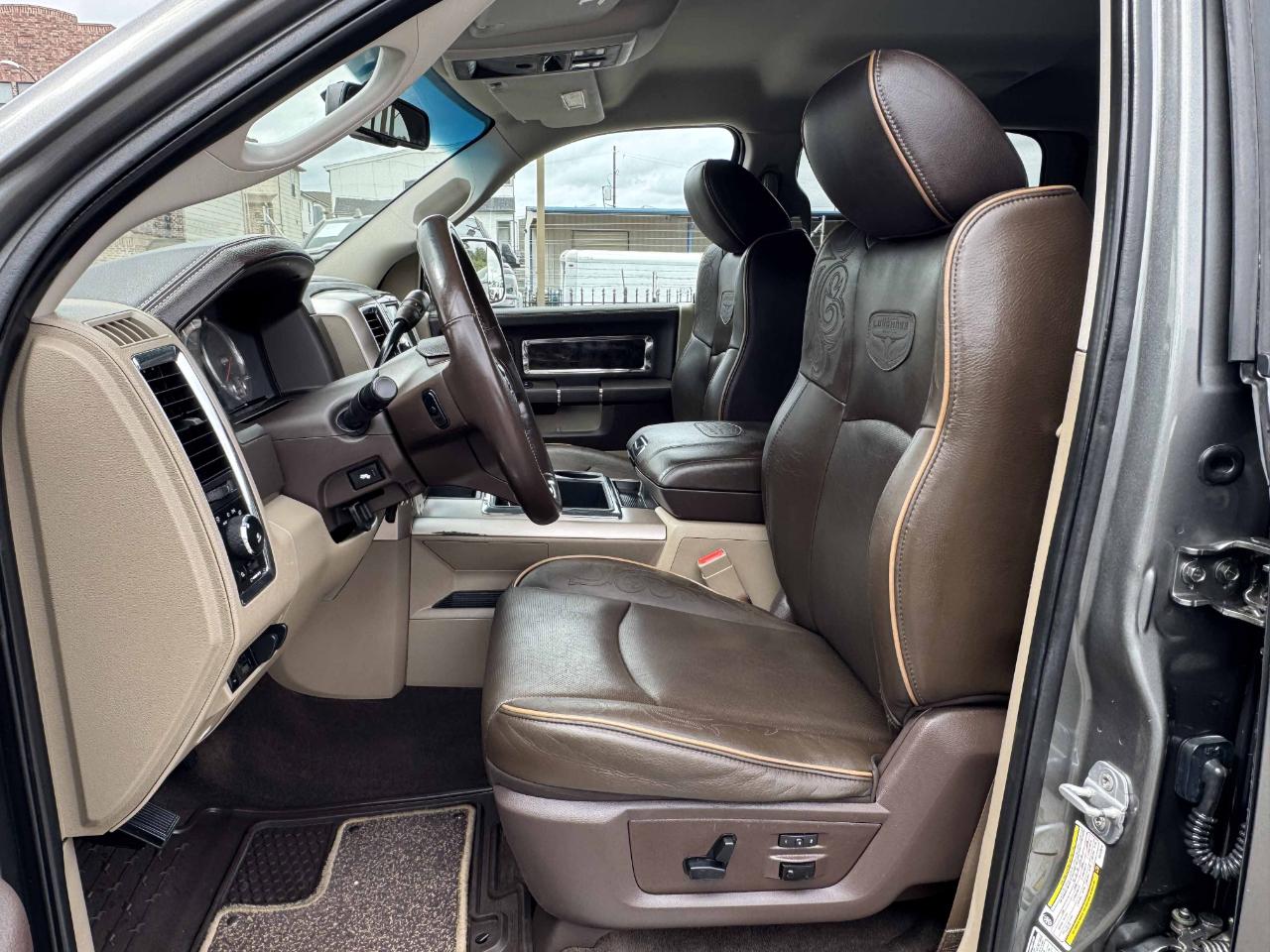 RAM 2500 Laramie Longhorn Crew Cab 4WD 2012