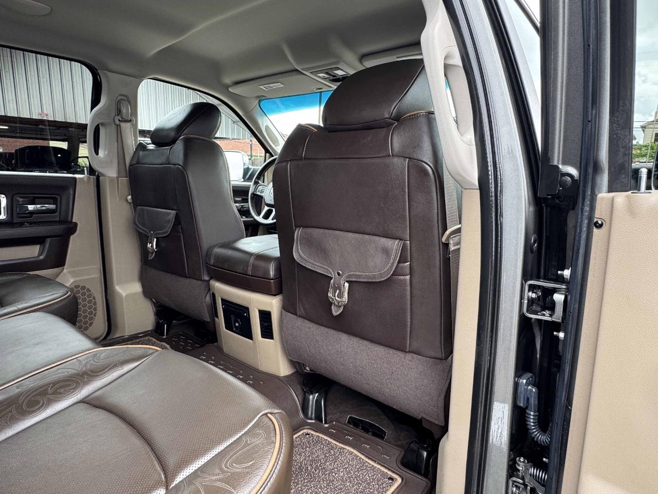 RAM 2500 Laramie Longhorn Crew Cab 4WD 2012