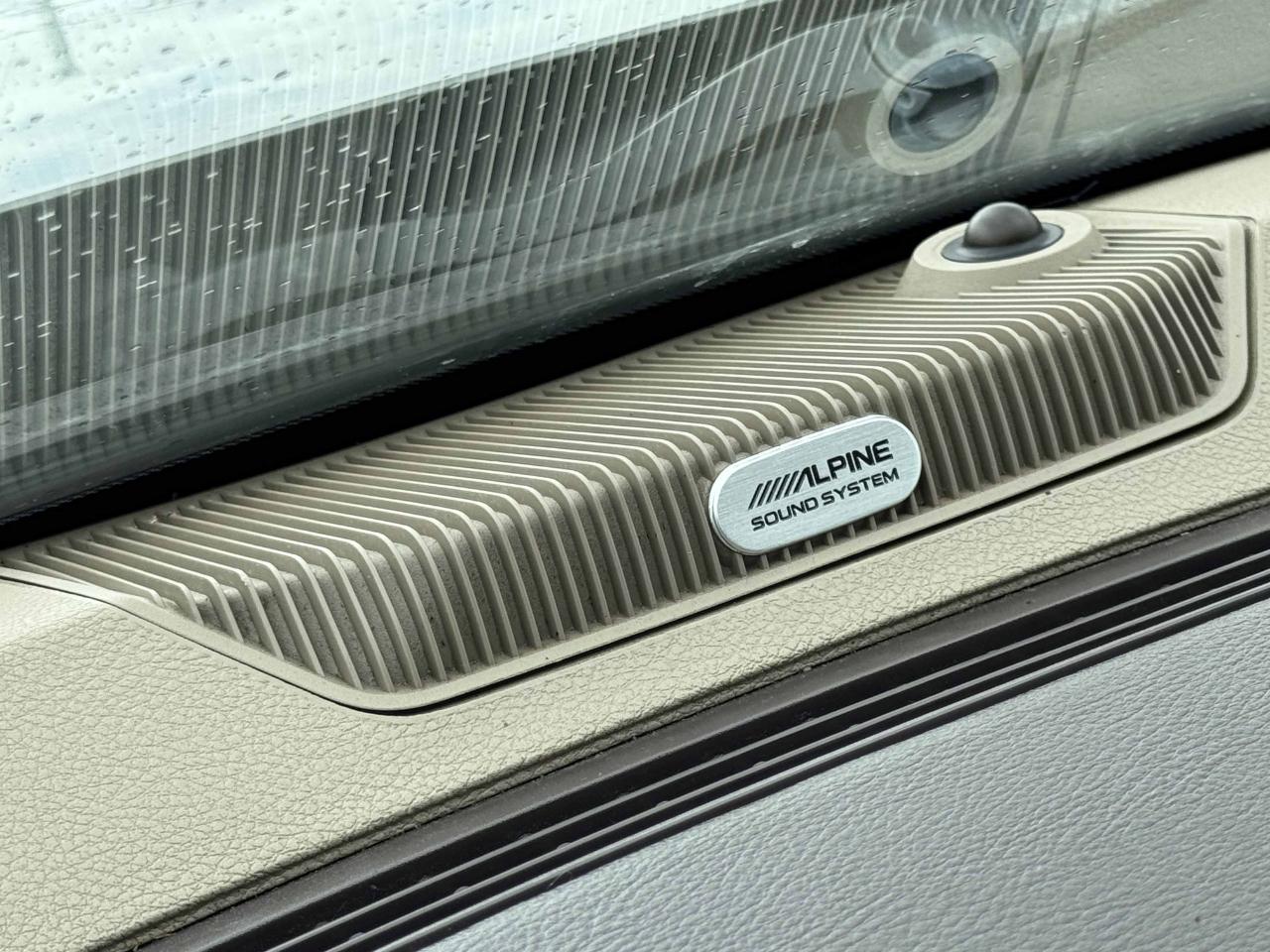 RAM 2500 Laramie Longhorn Crew Cab 4WD 2012