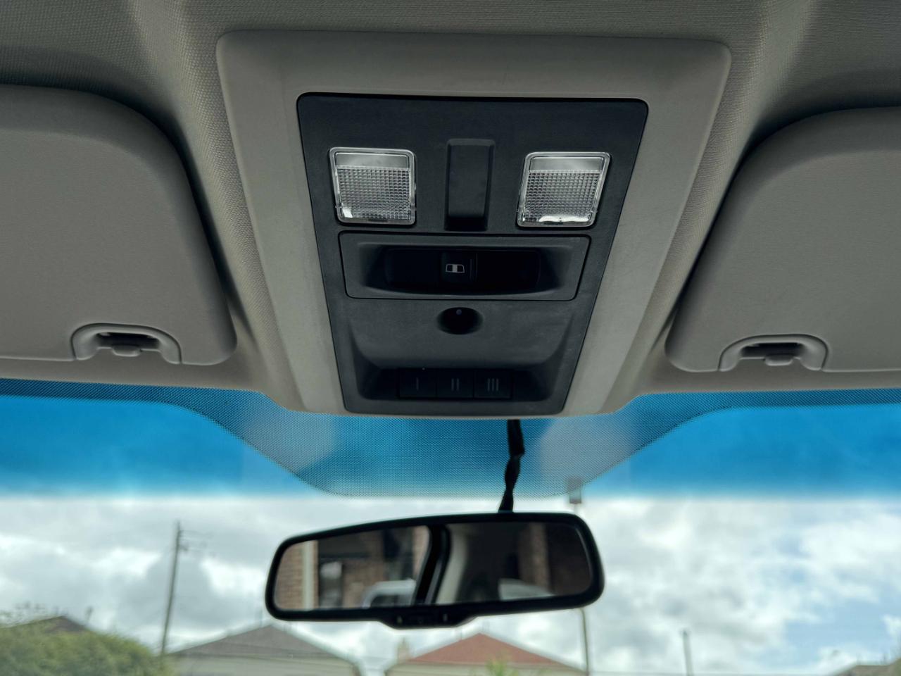 RAM 2500 Laramie Longhorn Crew Cab 4WD 2012
