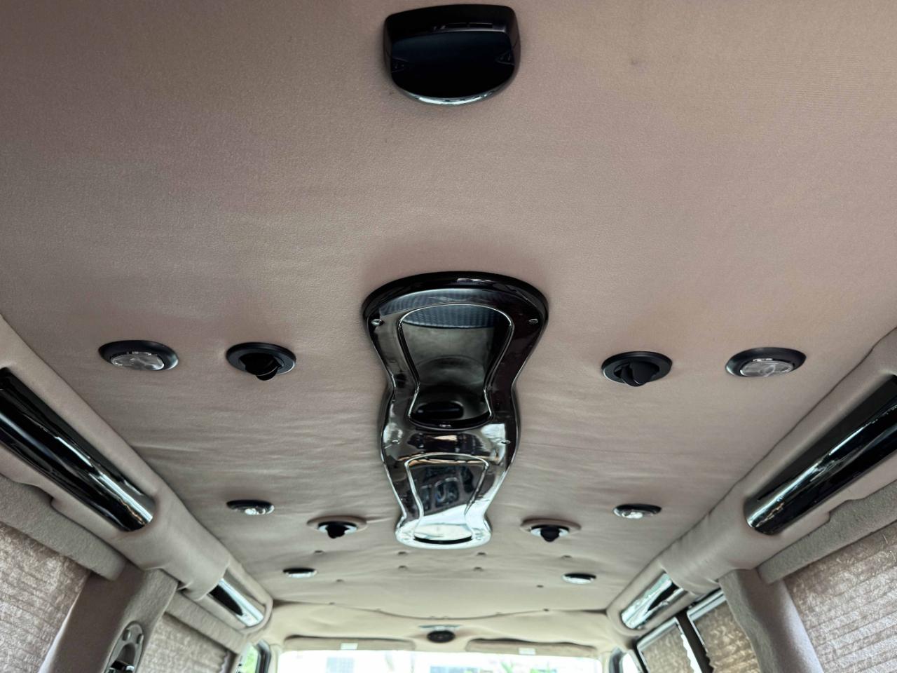 Ford Econoline Cargo Van  2006