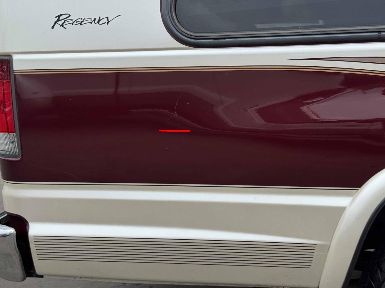 Ford Econoline Cargo Van  2006
