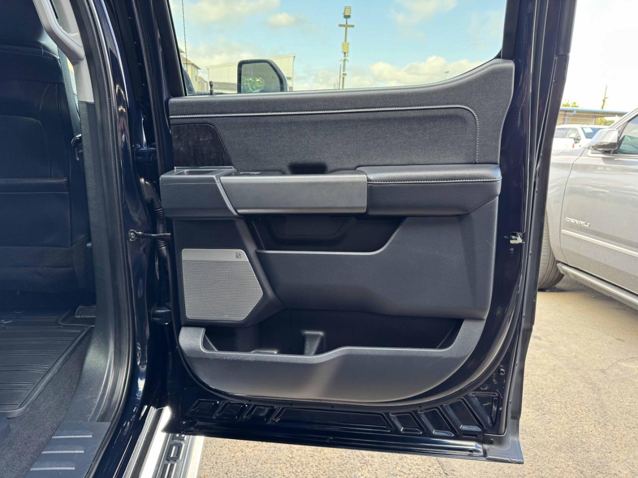 Ford Super Duty F-350 DRW  2023