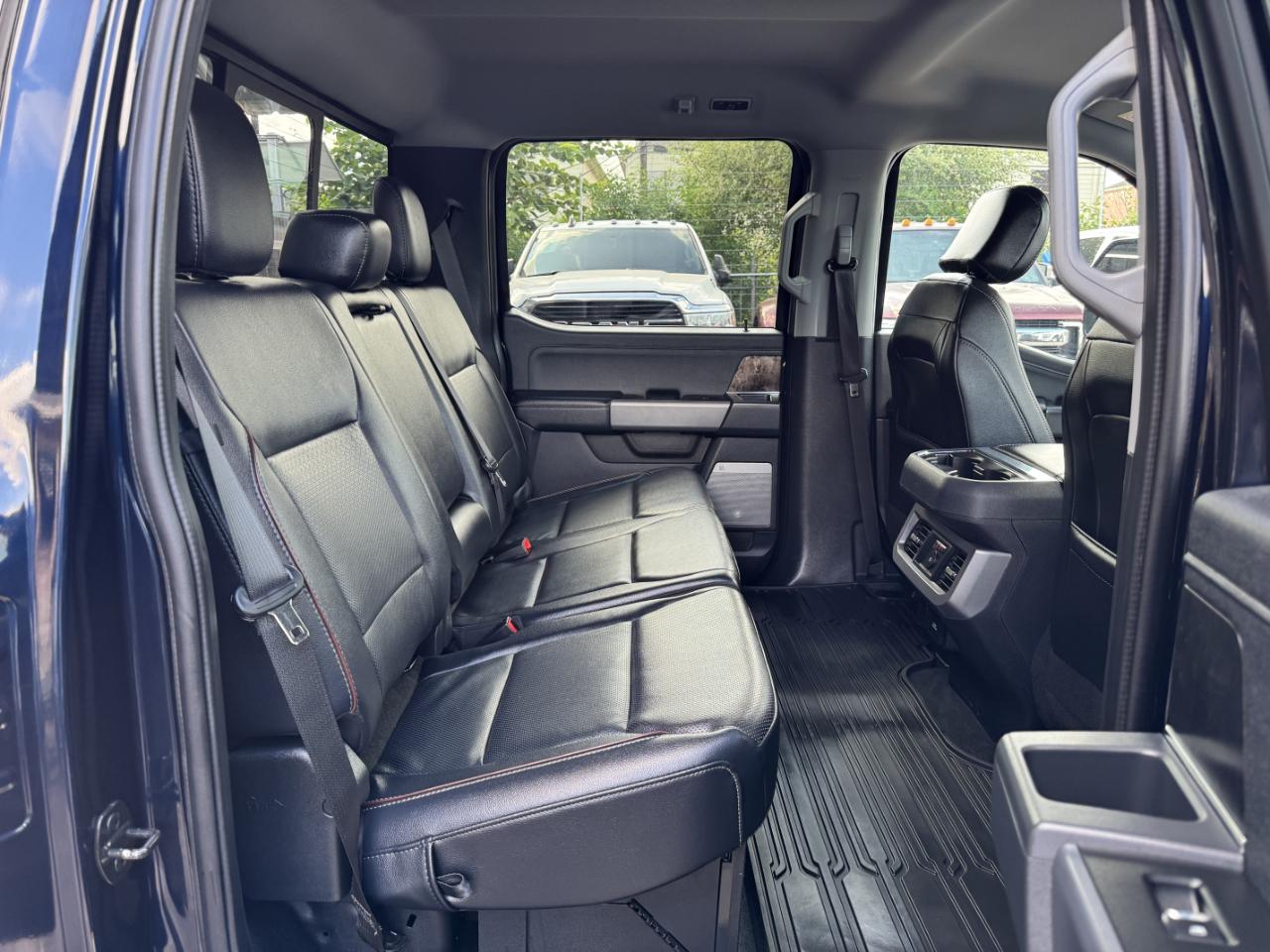 Ford Super Duty F-350 DRW  2023