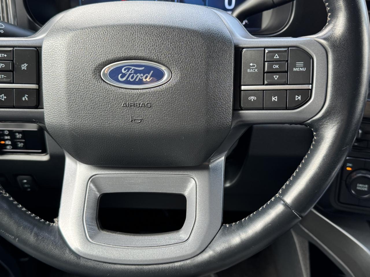 Ford Super Duty F-350 DRW  2023