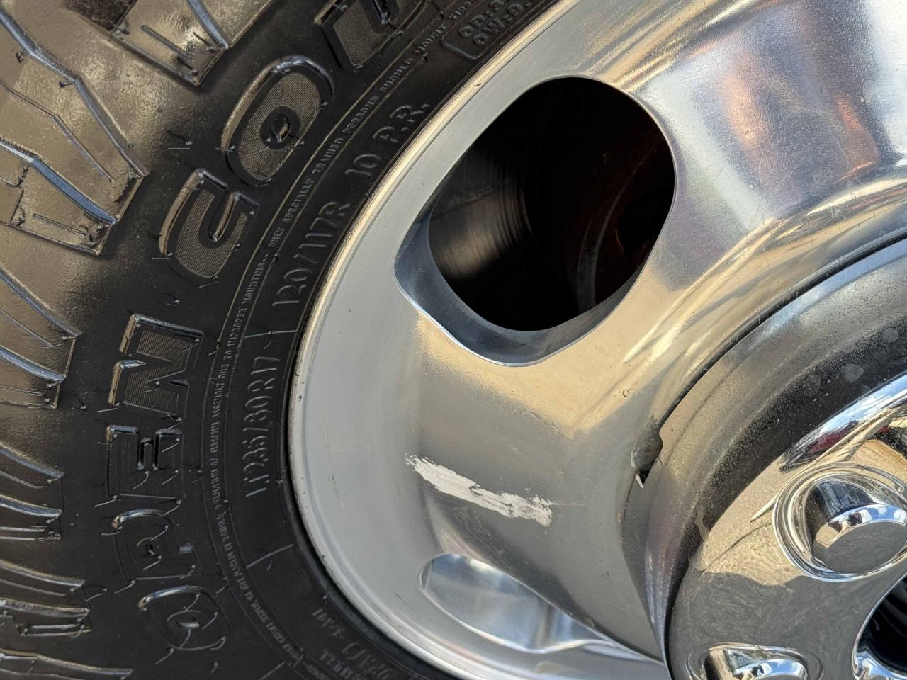 Ford Super Duty F-350 DRW  2023