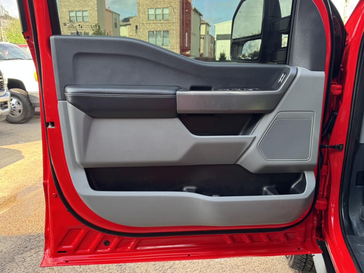 Ford Super Duty F-350 DRW  2023