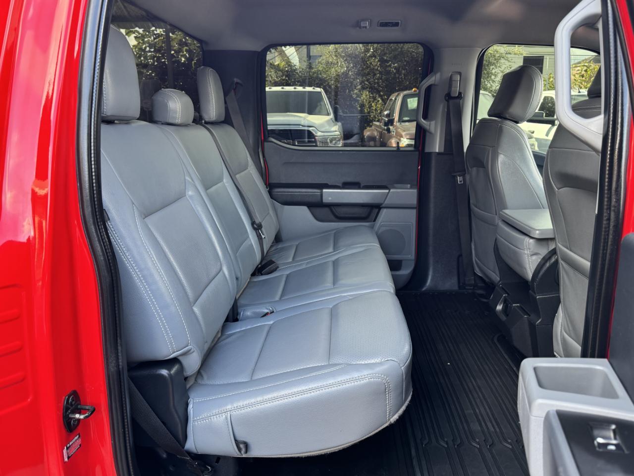 Ford Super Duty F-350 DRW  2023