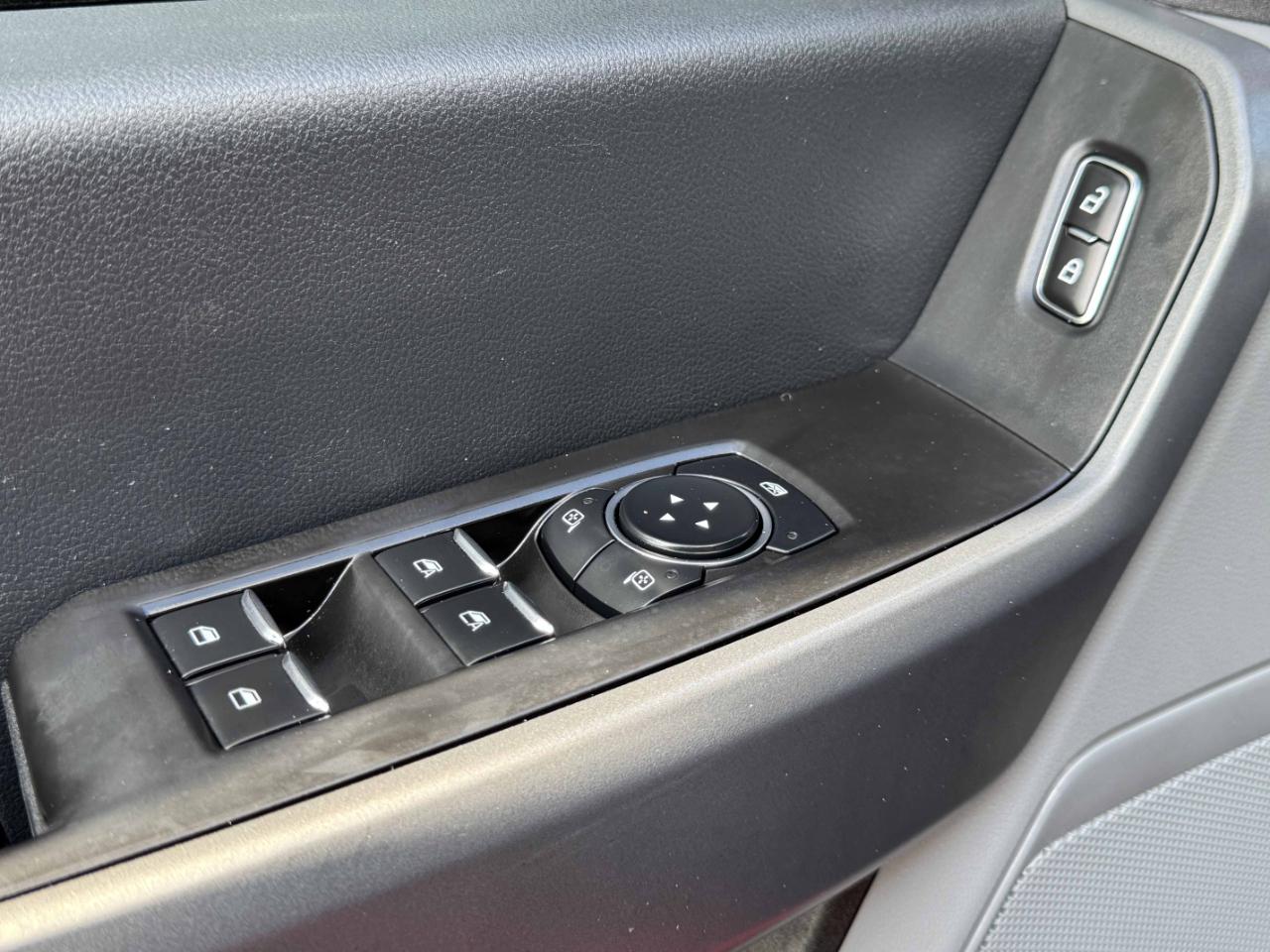 Ford Super Duty F-350 DRW  2023