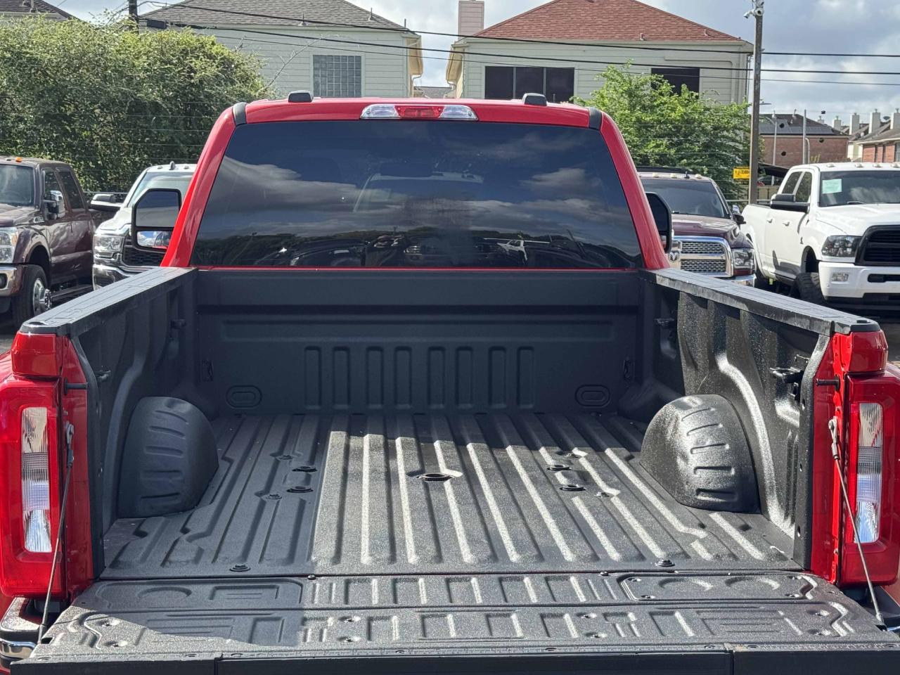 Ford Super Duty F-350 DRW  2023