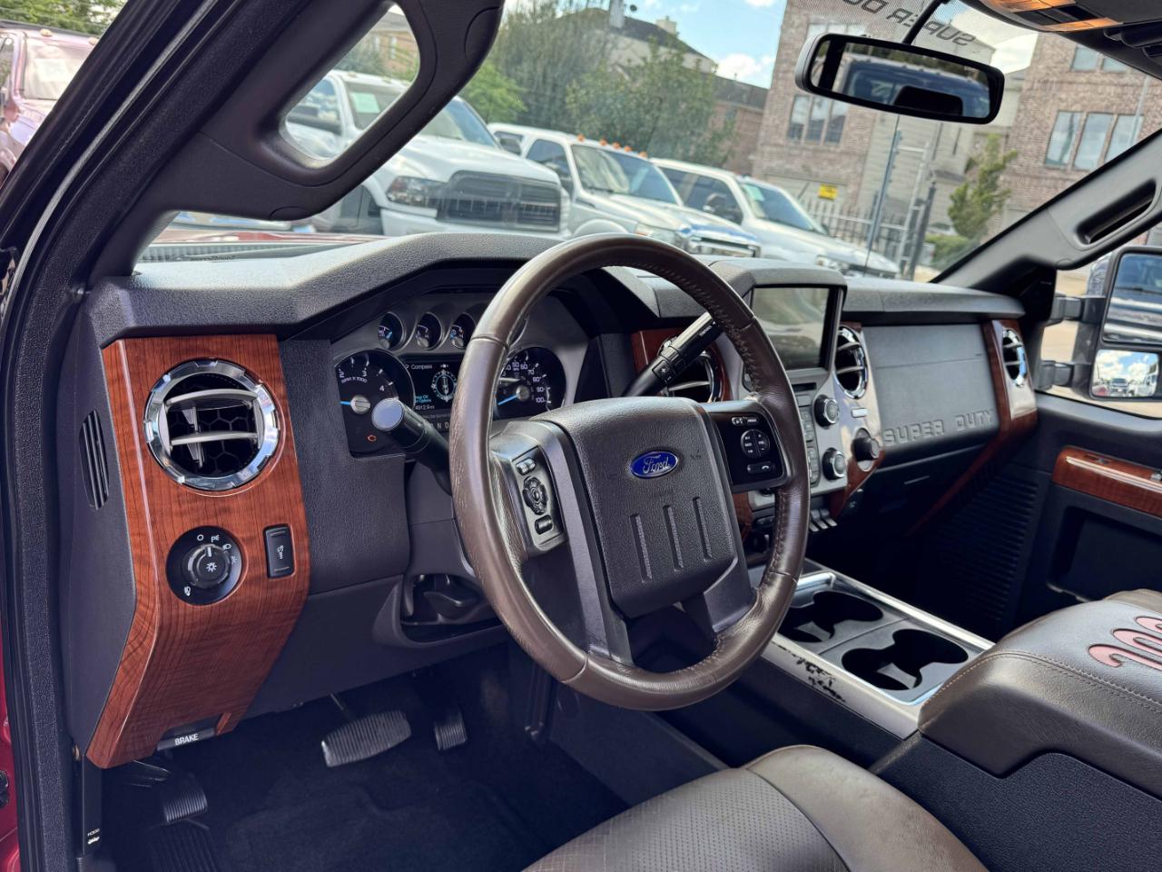 Ford Super Duty F-350 DRW  2015