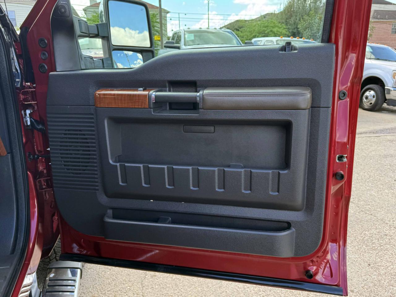 Ford Super Duty F-350 DRW  2015