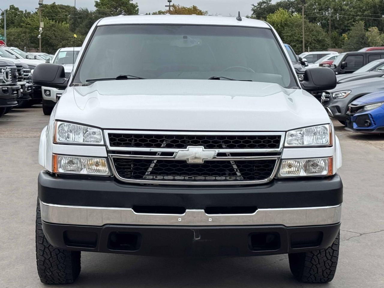 Chevrolet Silverado 2500HD LT1 Crew Cab 4WD 2006