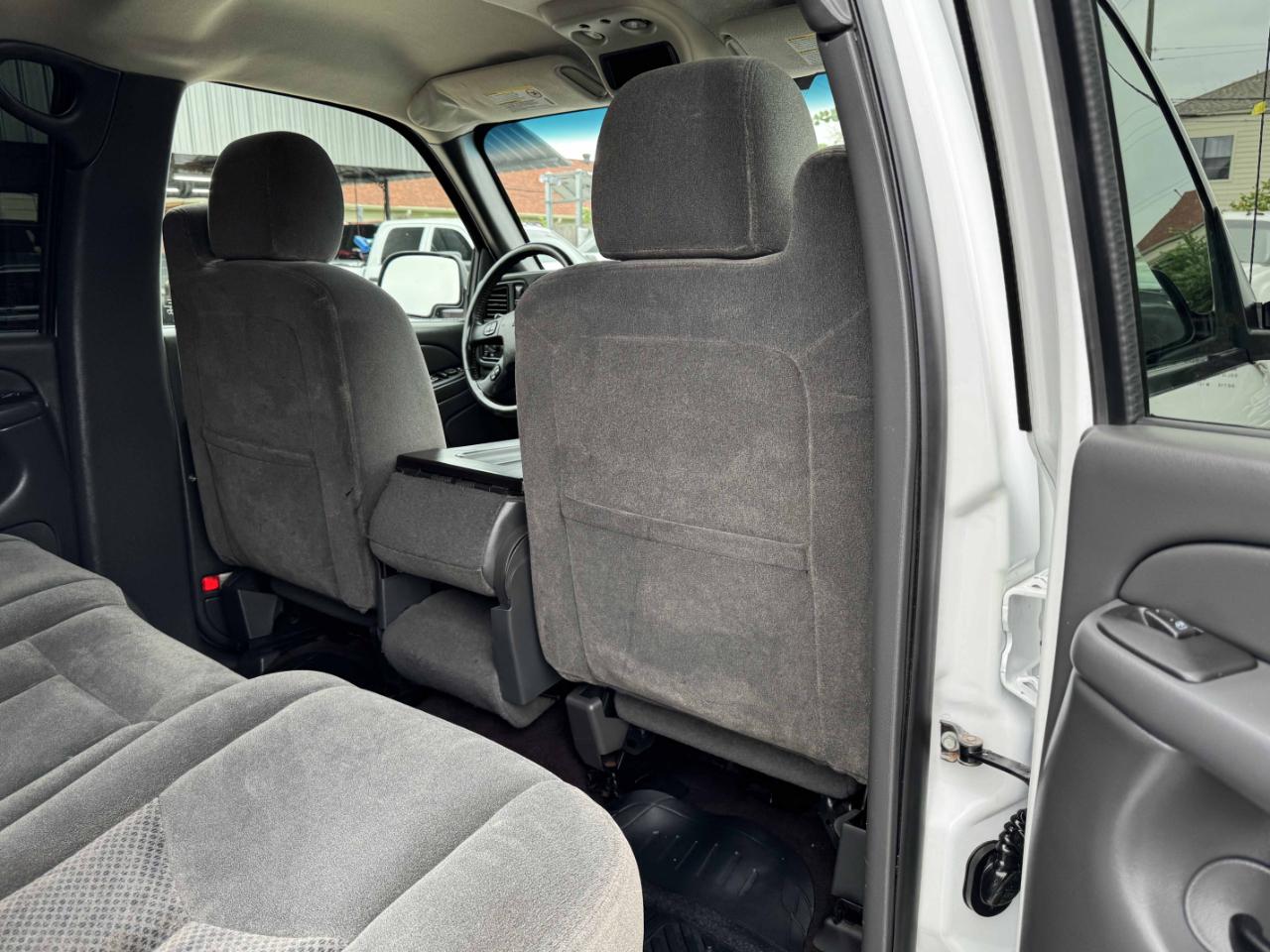 Chevrolet Silverado 2500HD LT1 Crew Cab 4WD 2006