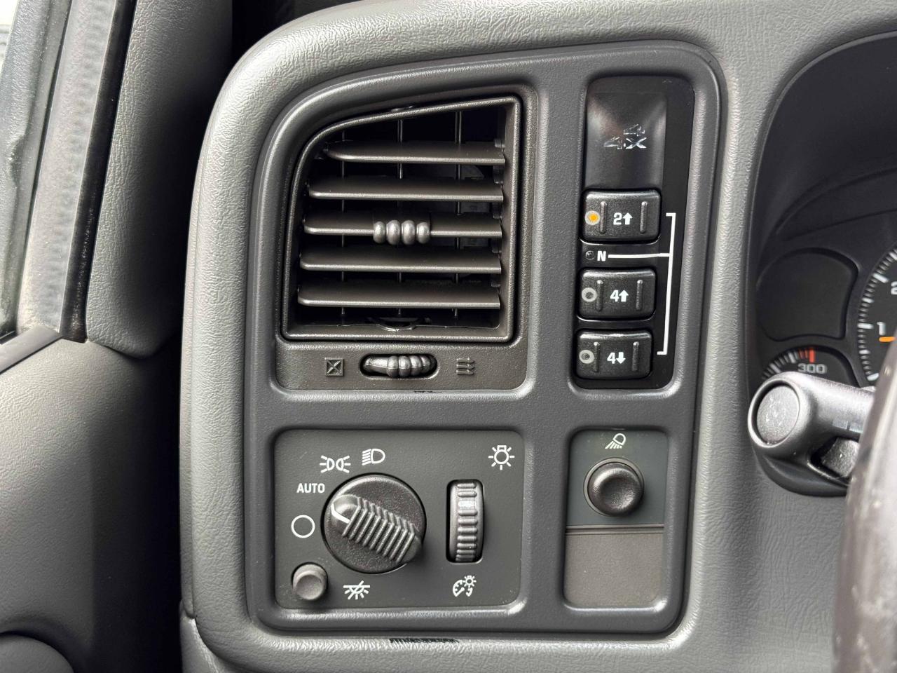 Chevrolet Silverado 2500HD LT1 Crew Cab 4WD 2006