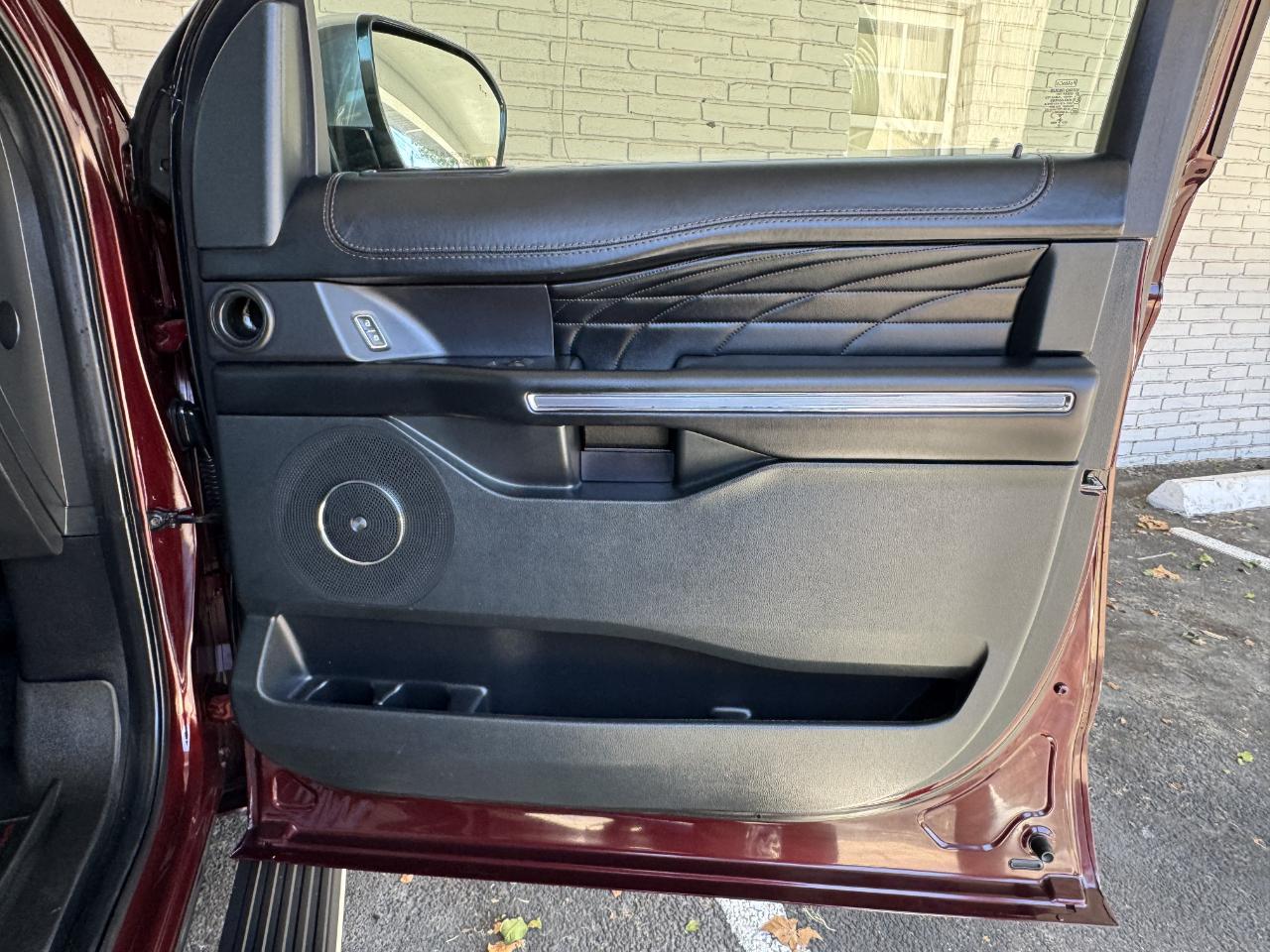 Ford Expedition Platinum 2WD 2021
