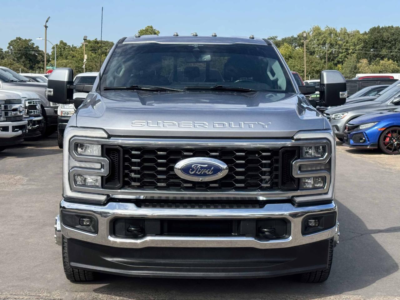 Ford Super Duty F-350 DRW  2023