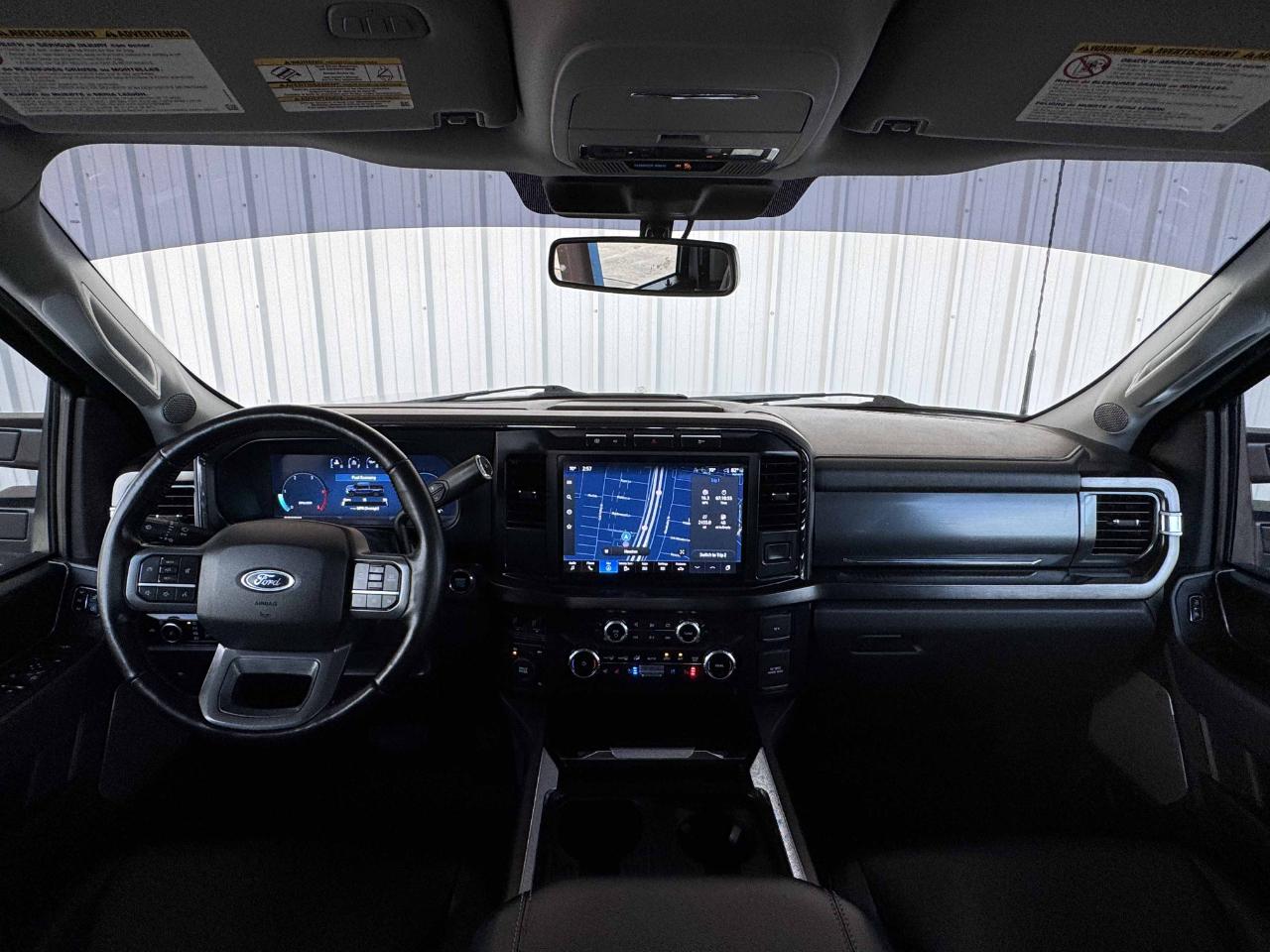 Ford Super Duty F-350 DRW  2023