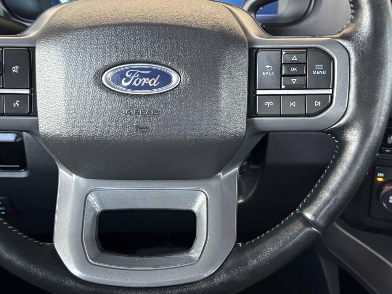 Ford Super Duty F-350 DRW  2023