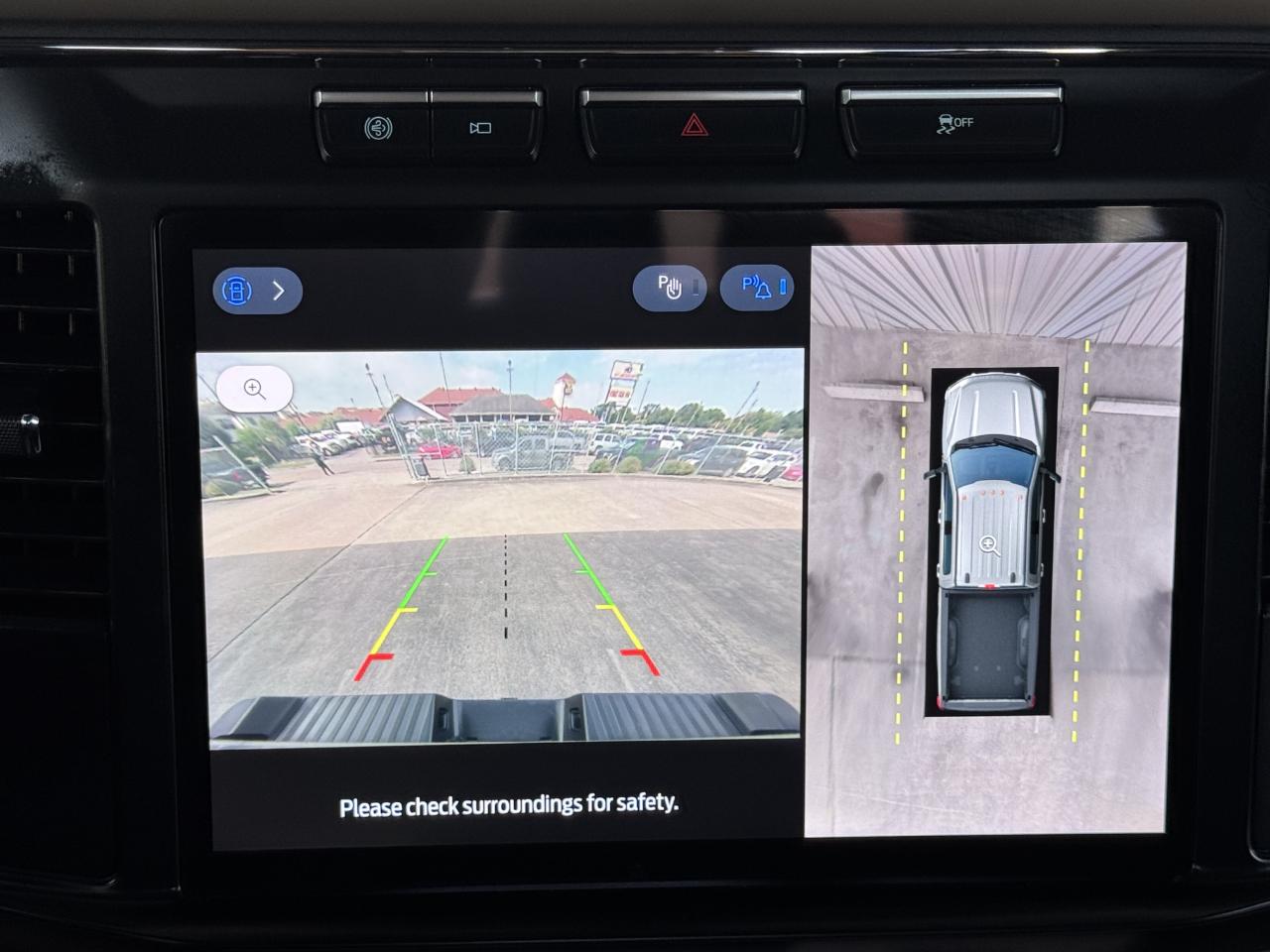 Ford Super Duty F-350 DRW  2023
