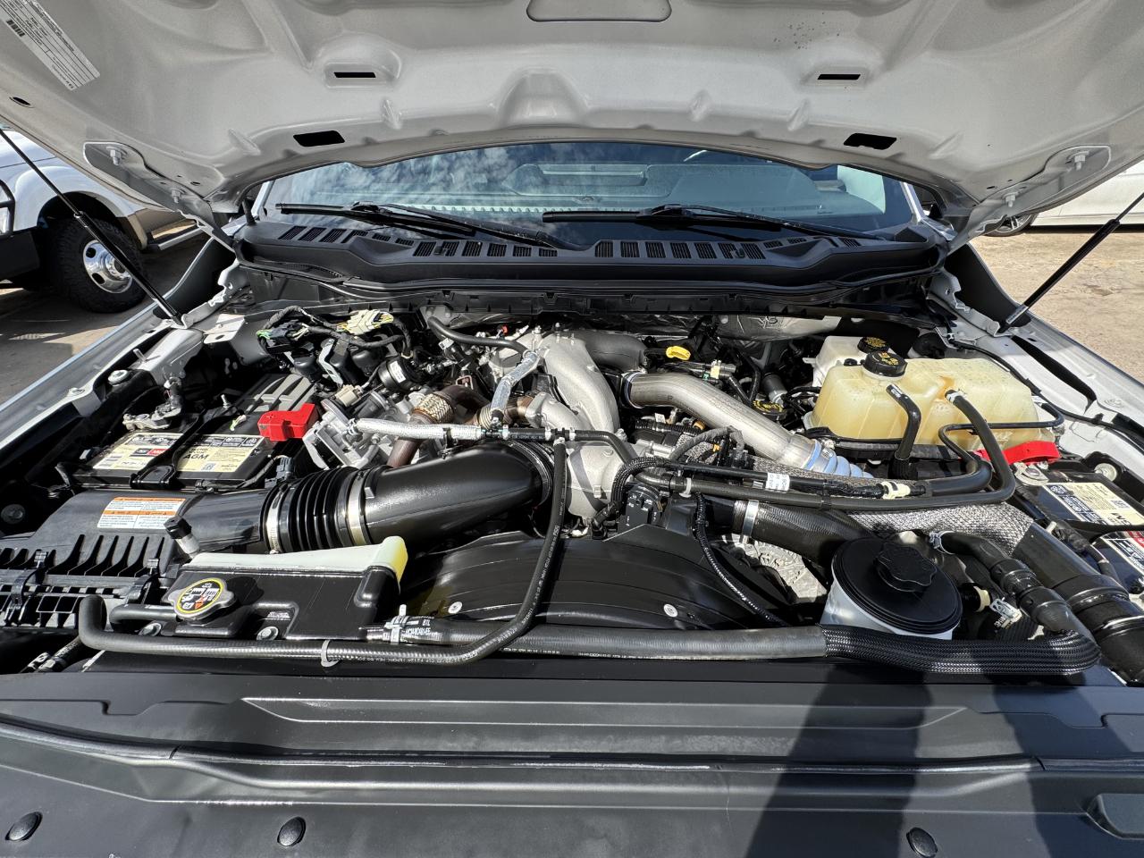 Ford Super Duty F-350 DRW  2023