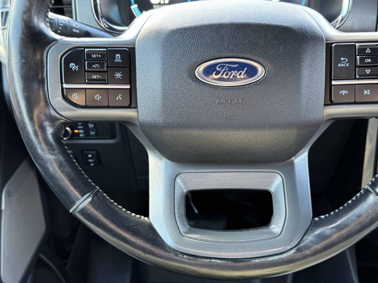 Ford F-150 Lariat SuperCrew 4WD 2022