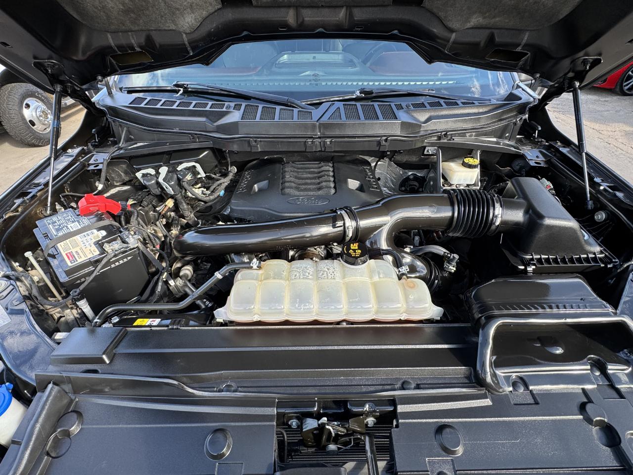 Ford F-150 Lariat SuperCrew 4WD 2022