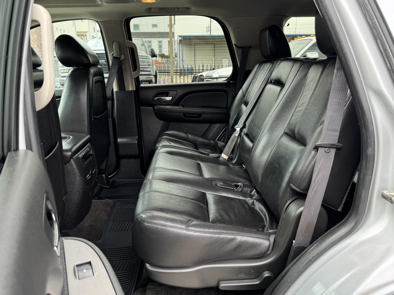 Chevrolet Tahoe LT 2WD 2013